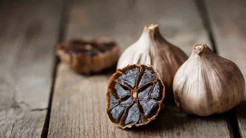 سیر سیاه پاکتی ستاره دخت + درجه یک و خالص